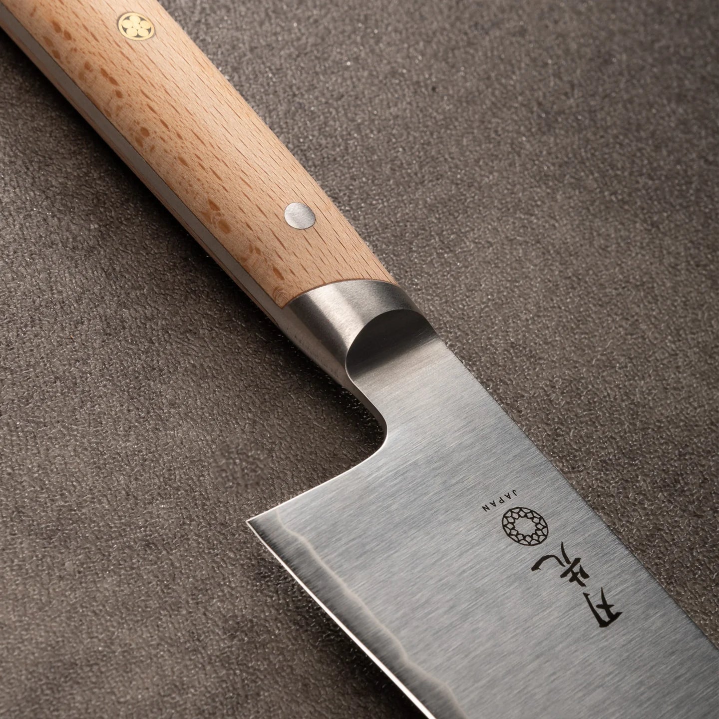 Hazaki - Santoku, Beech Wood handle