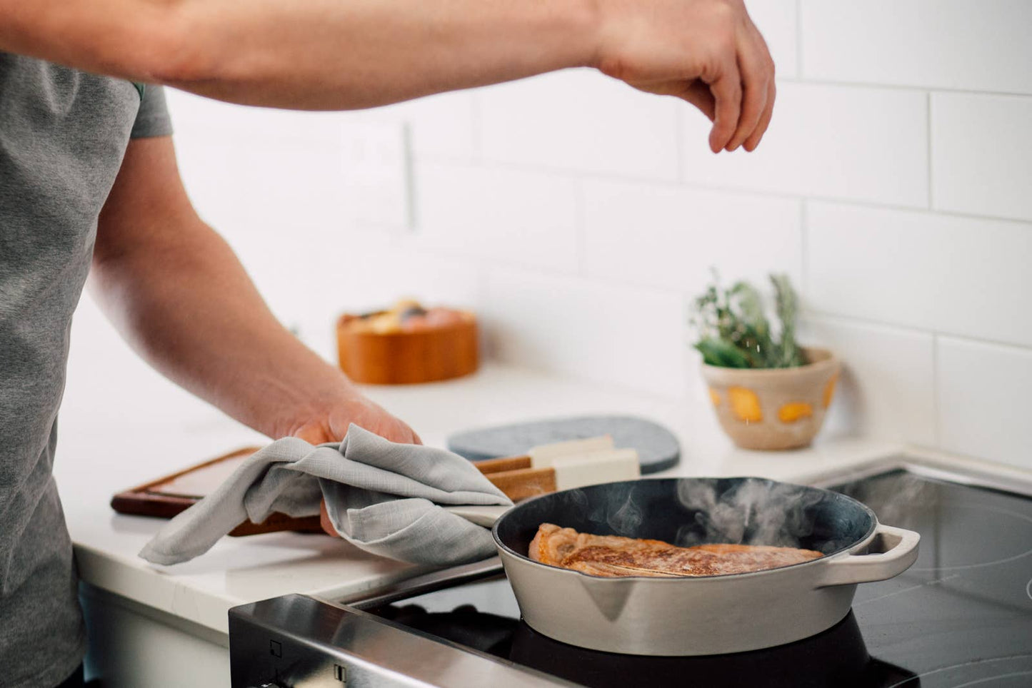 Kana Milo 10-inch Ultimate Skillet