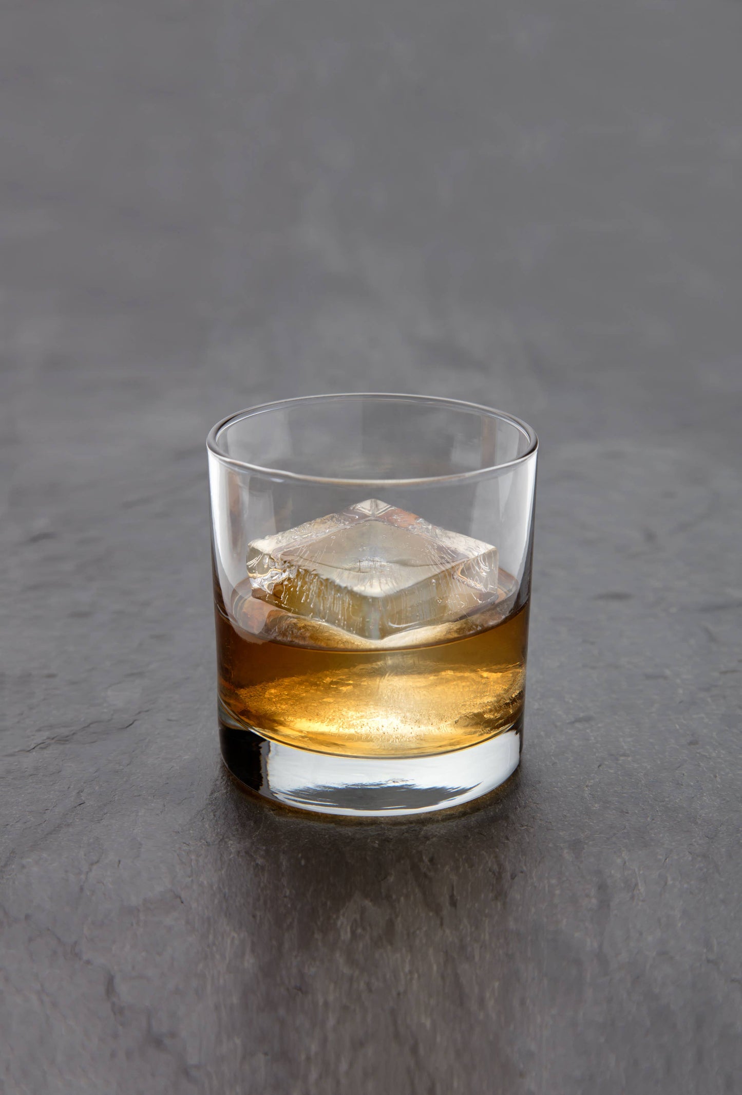 W&P - XL Silicone Cocktail Ice Cube Tray