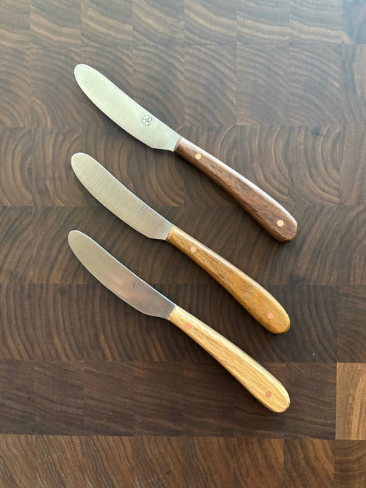 Grakka Metalworks, Spreaders with hardwood handles
