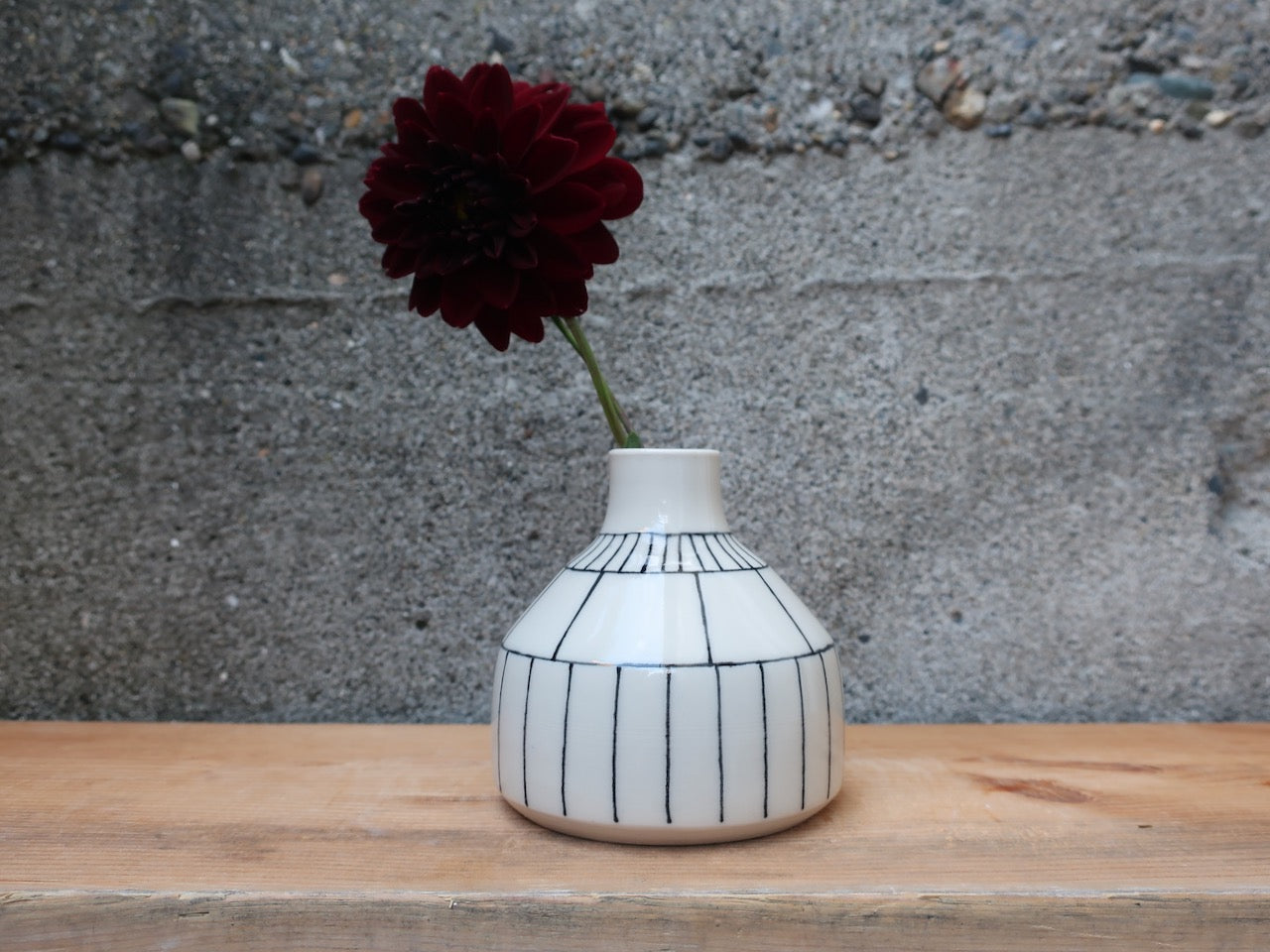 Downing Pottery Vase - Bud, single stem