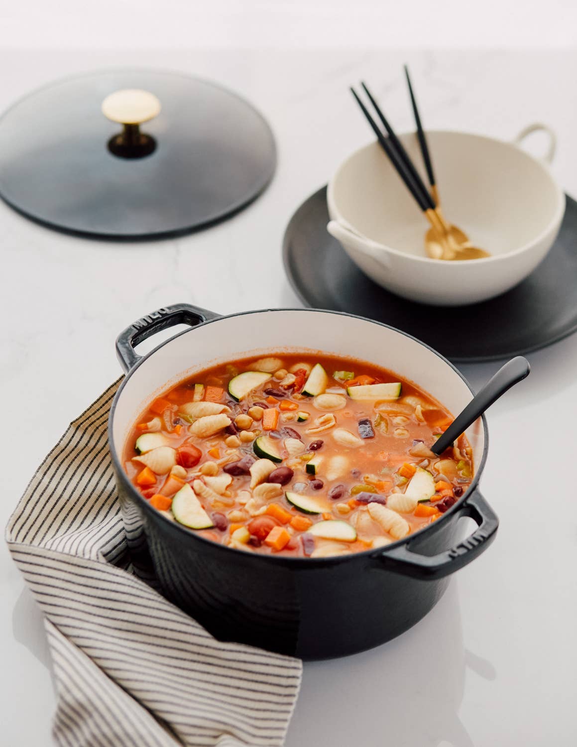 Kana Milo 5.5 Qts | Classic Dutch Oven