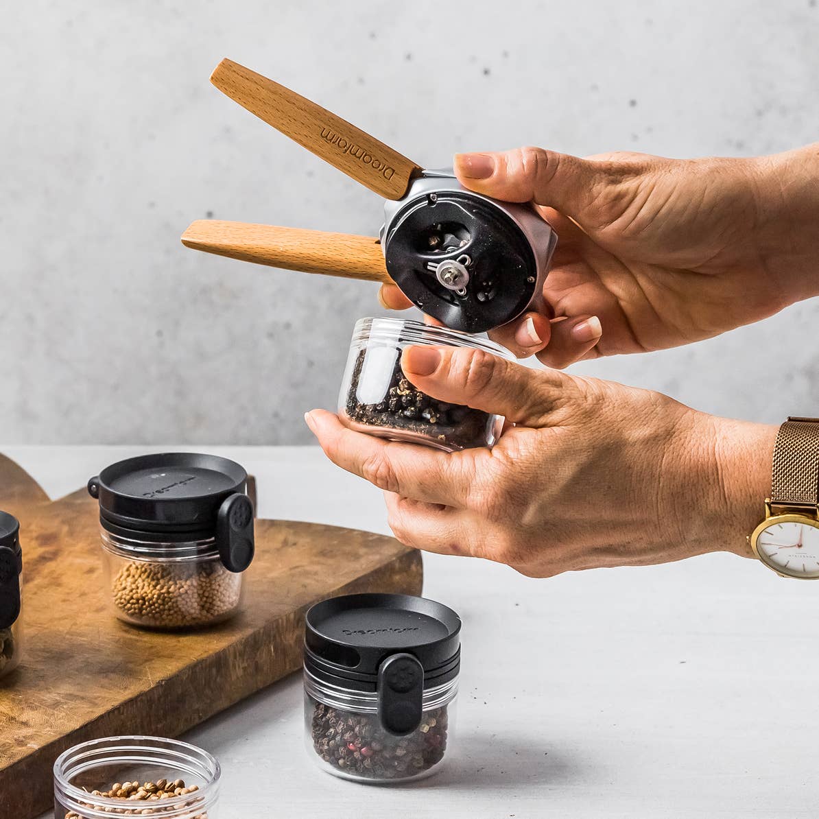 Ortwo Adjustable Ceramic Spice Mill, Pepper Mill