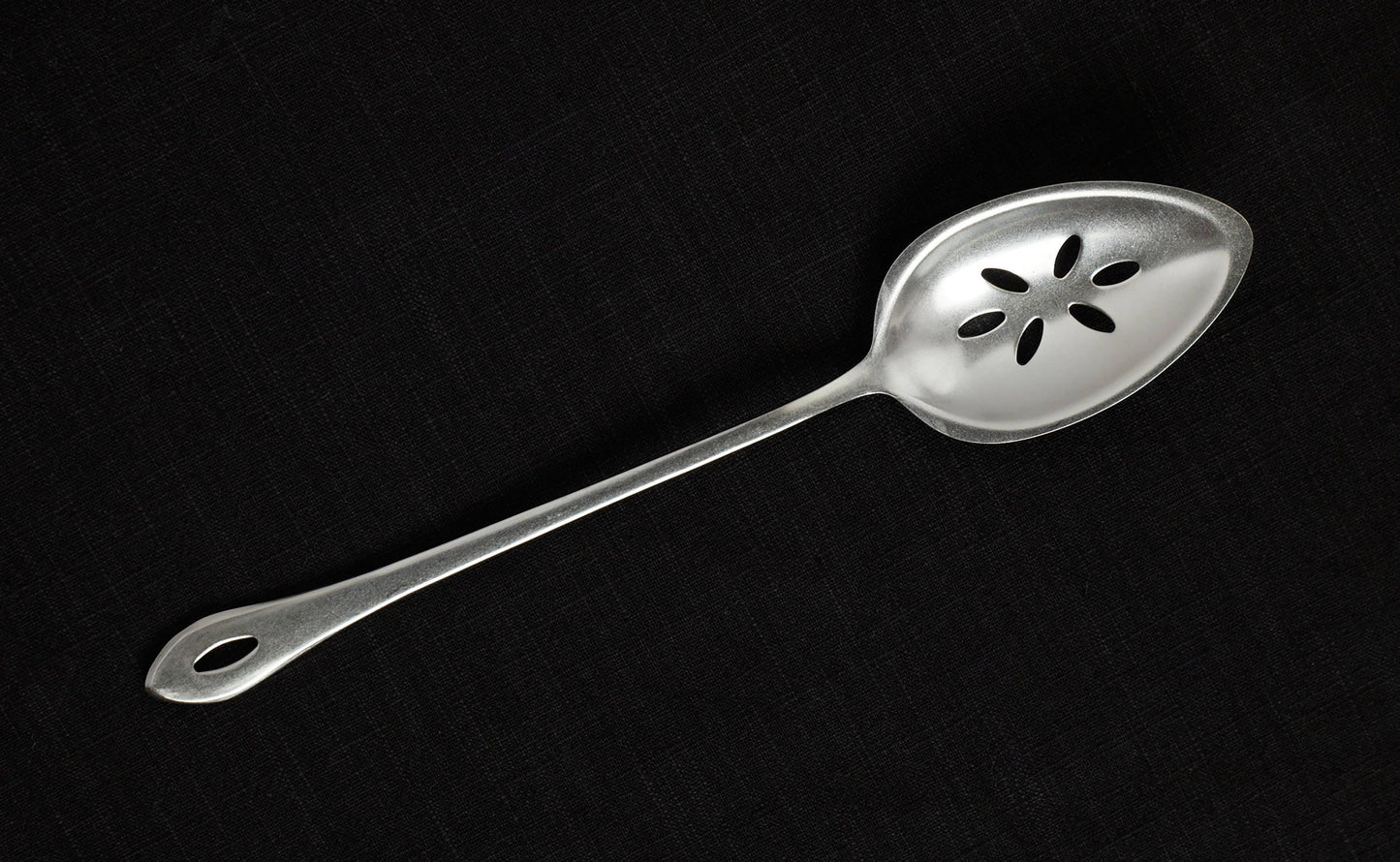 Gestura, 00 Silver Slotted Spoon
