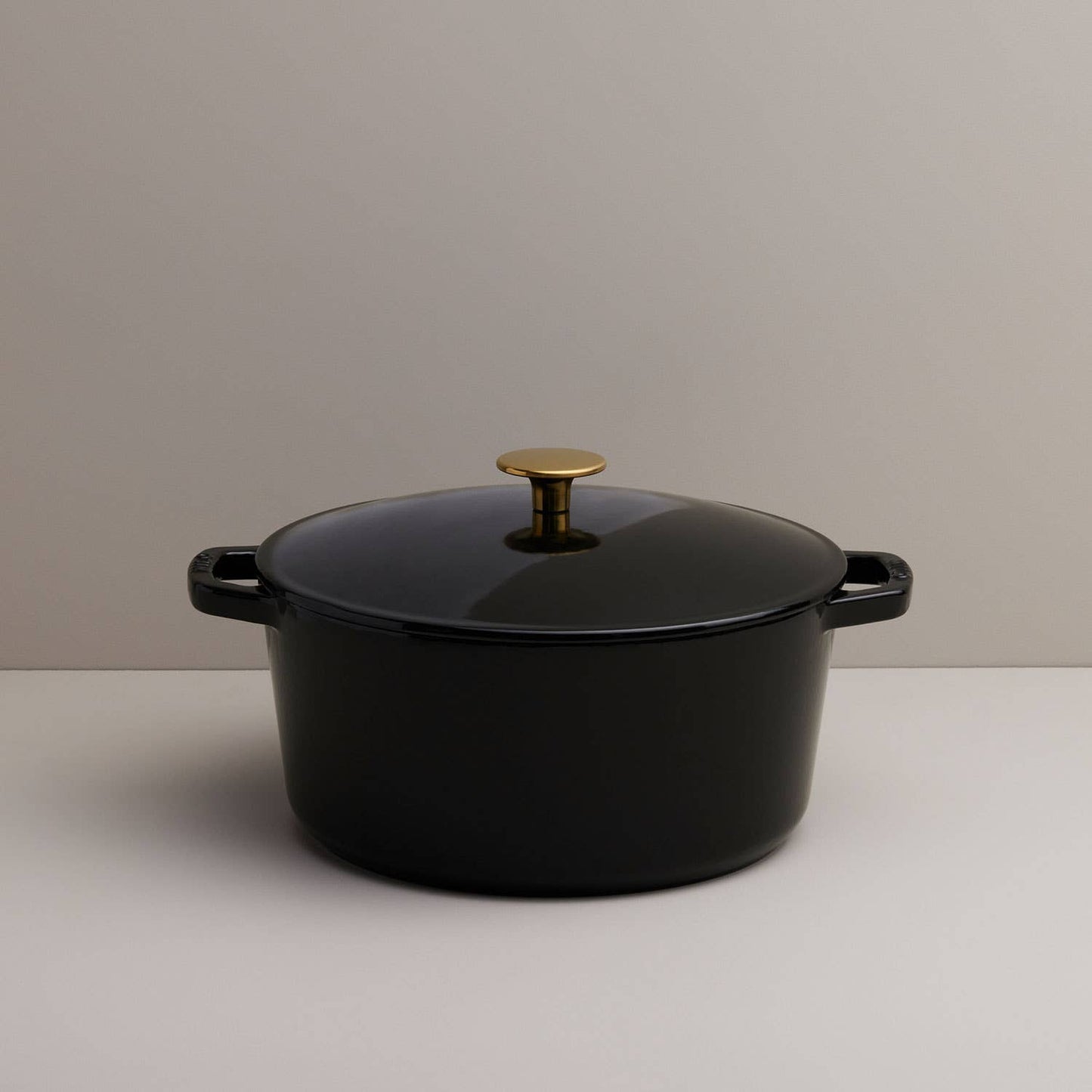 Kana Milo 5.5 Qts | Classic Dutch Oven