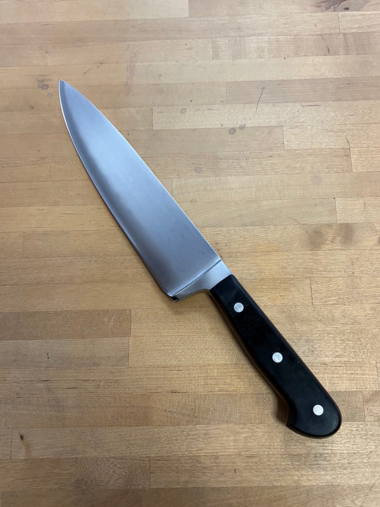 Refurbished - Wusthof Classic, 8" chef