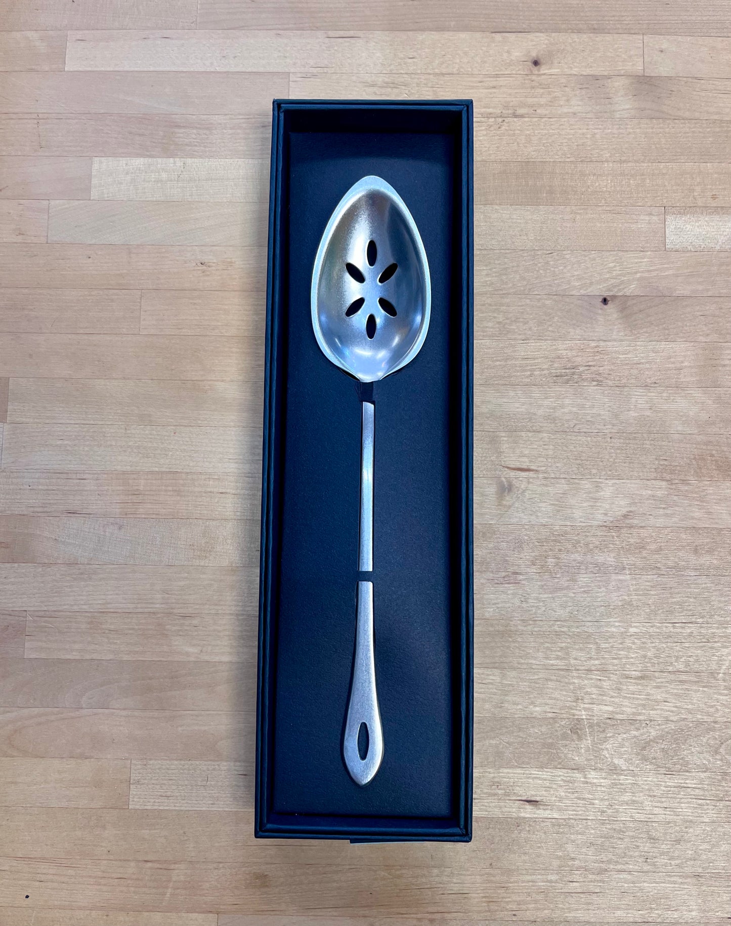 Gestura, 00 Silver Slotted Spoon