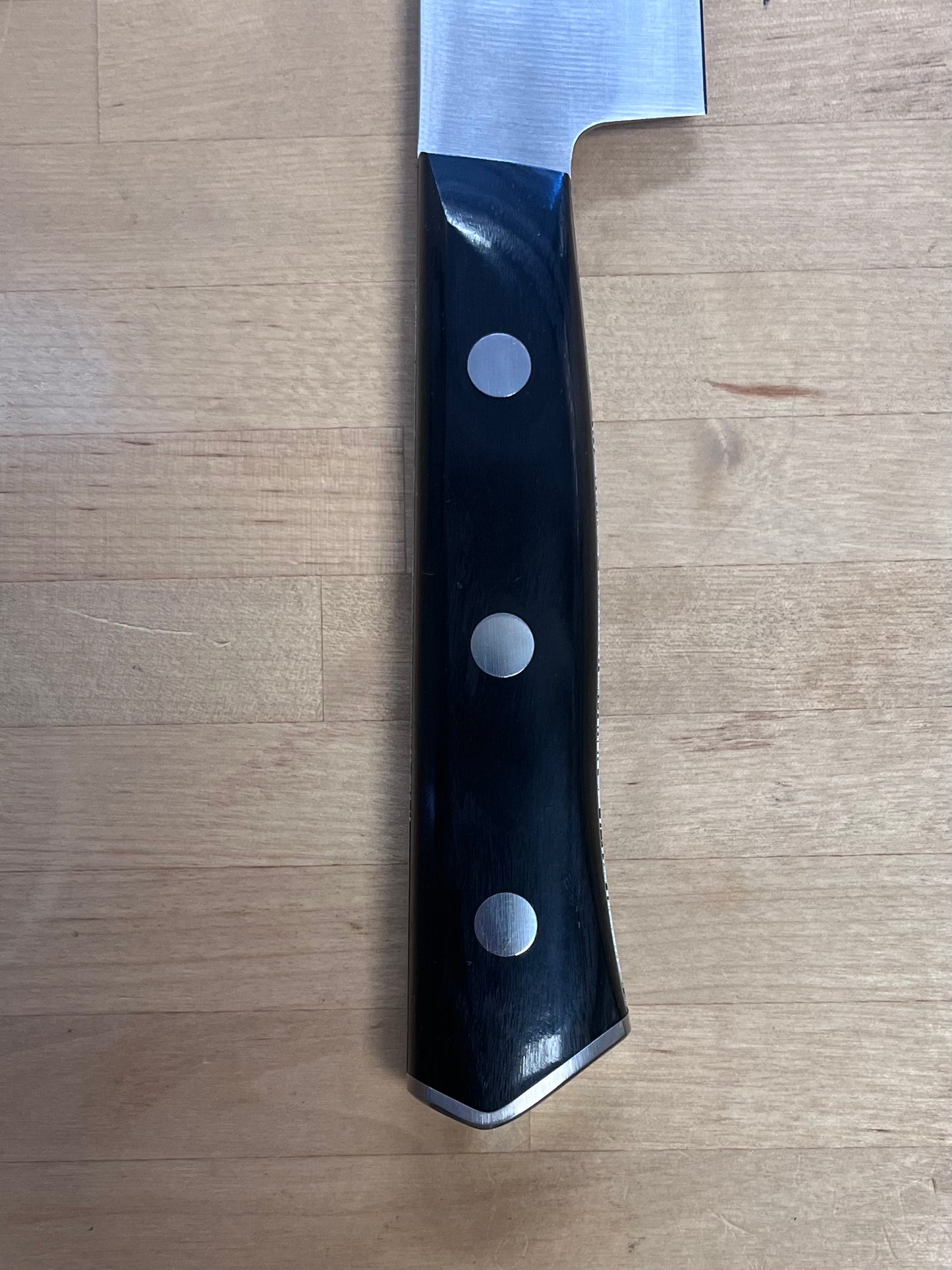 Mcusta Zanmai Modern Molybdenum Sujihiki 240