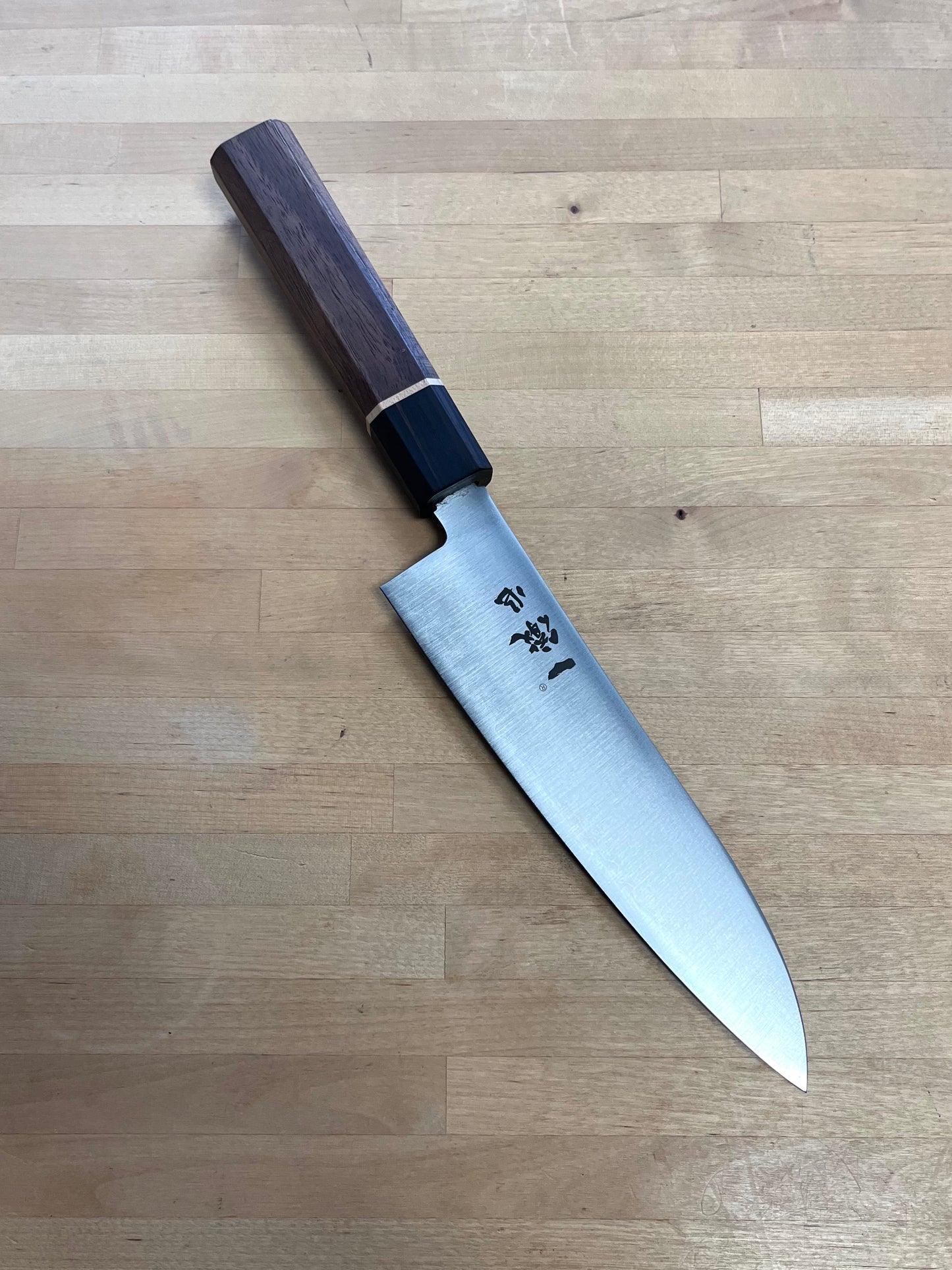 Ittesu,  Aogami Super Gyuto 180 (IWK-205)