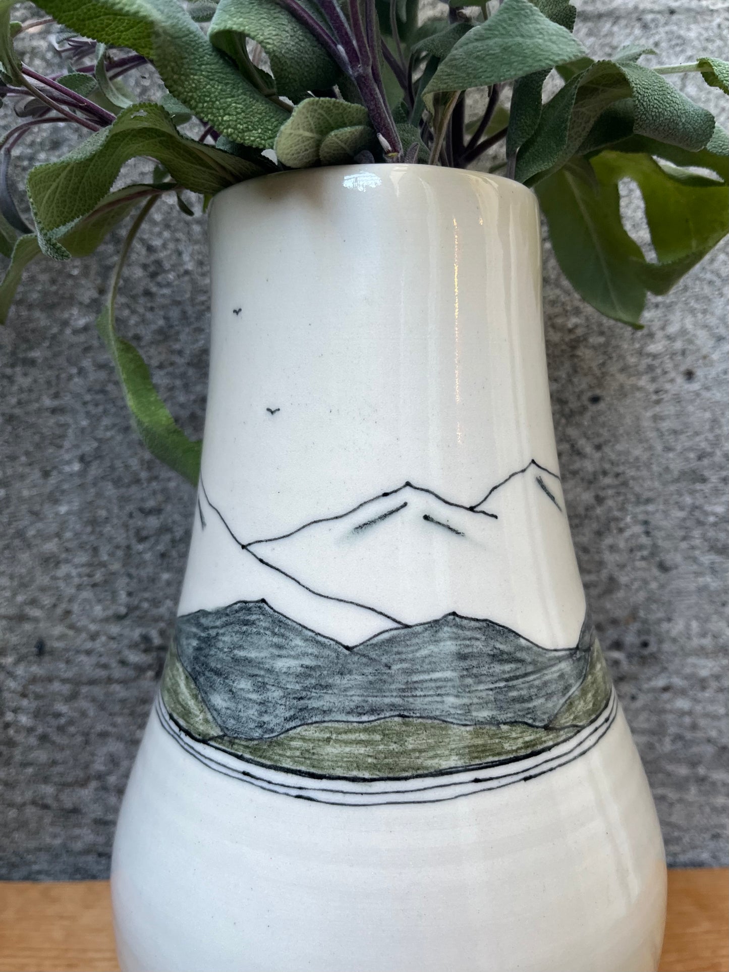 Downing Pottery Vase - Large, bouquet
