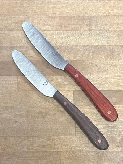 Grakka Metalworks, Spreaders with hardwood handles