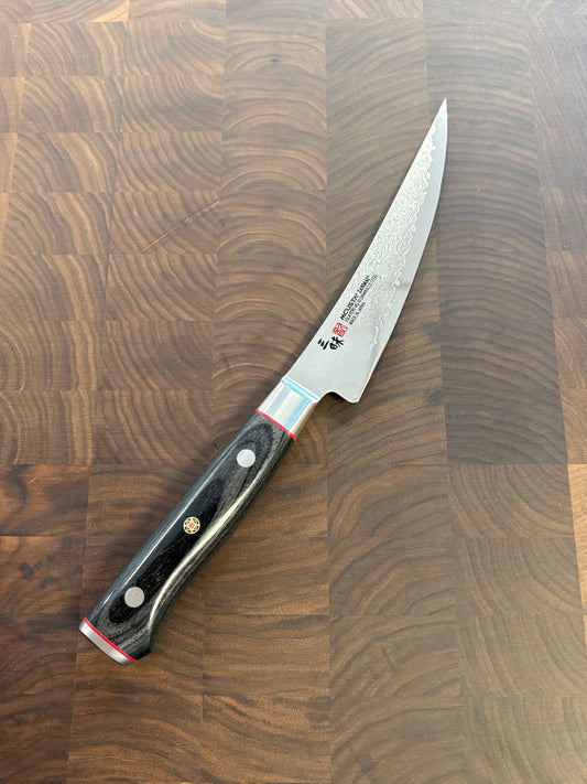 Mcusta Zanmai, Classic VG10 Damascus Boning 165 (HFB-8009D)