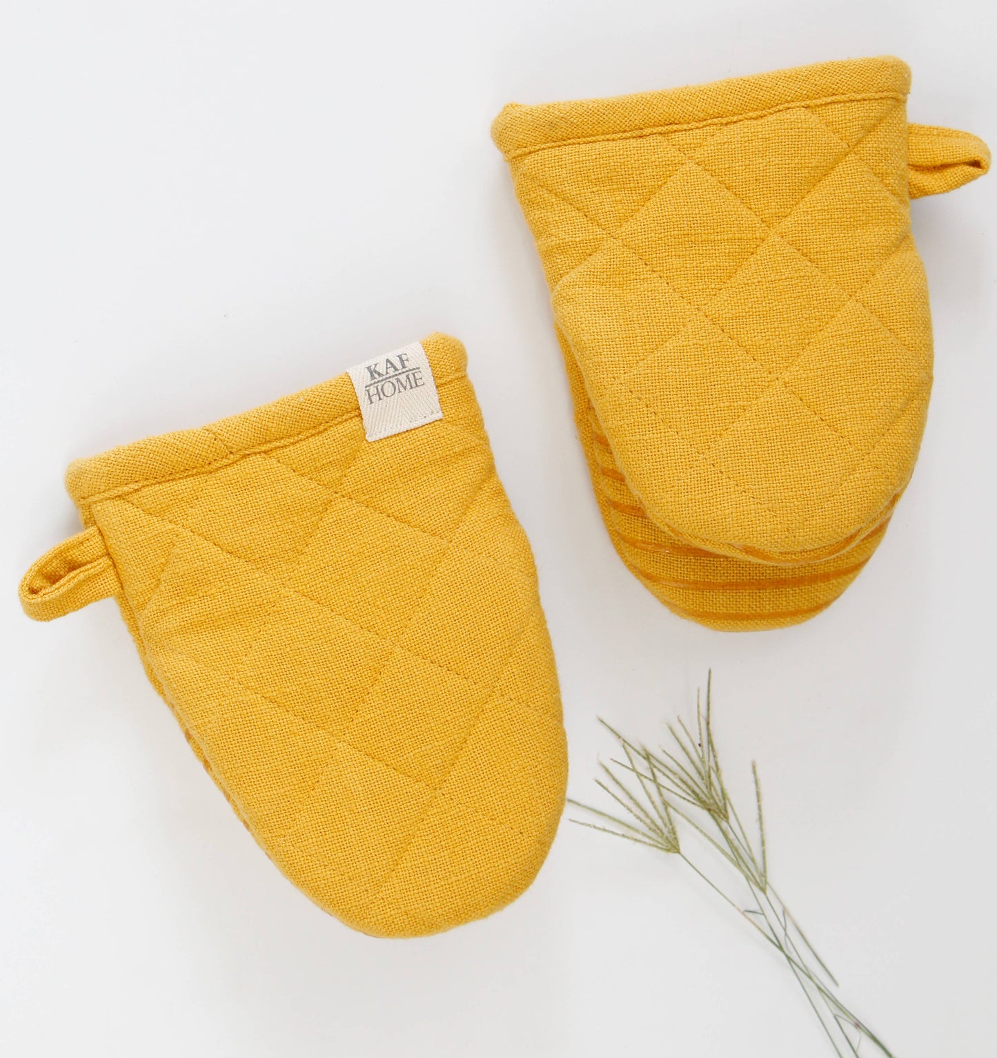 KAF Home, Monaco Printed Silicone Mini Mitt