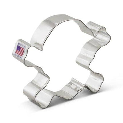 Ann Clark - Skull & Crossbones Cookie Cutter.