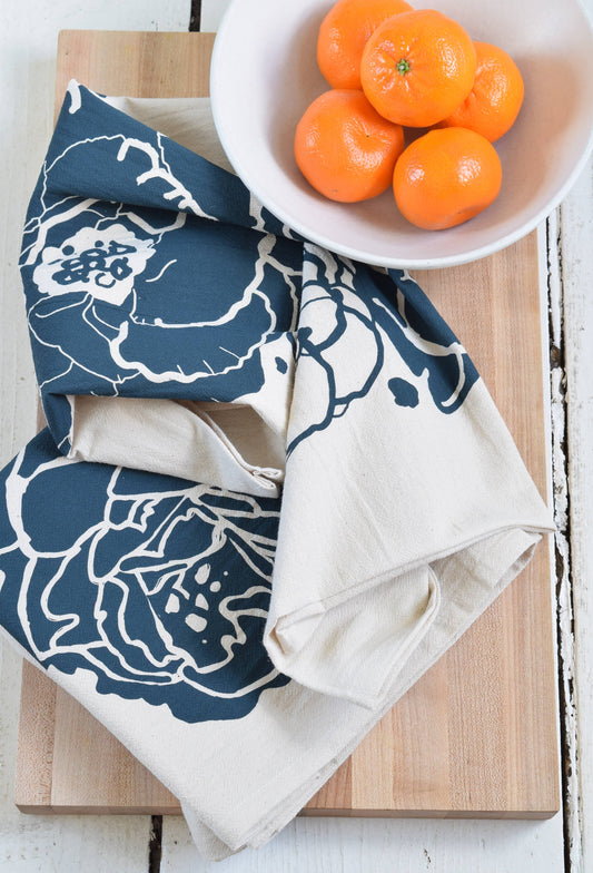 Hearth & Harrow, Organic Cotton Peony Blossom Tea Towel in Blue
